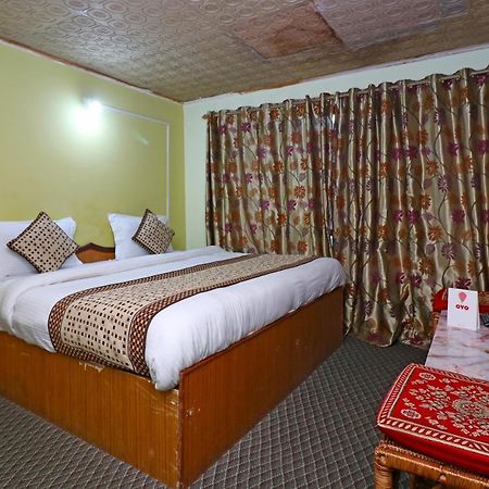 Oyo 18416 Hotel Park Palace Pahalgām Esterno foto